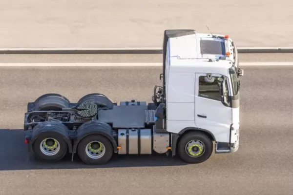 camion sur la route